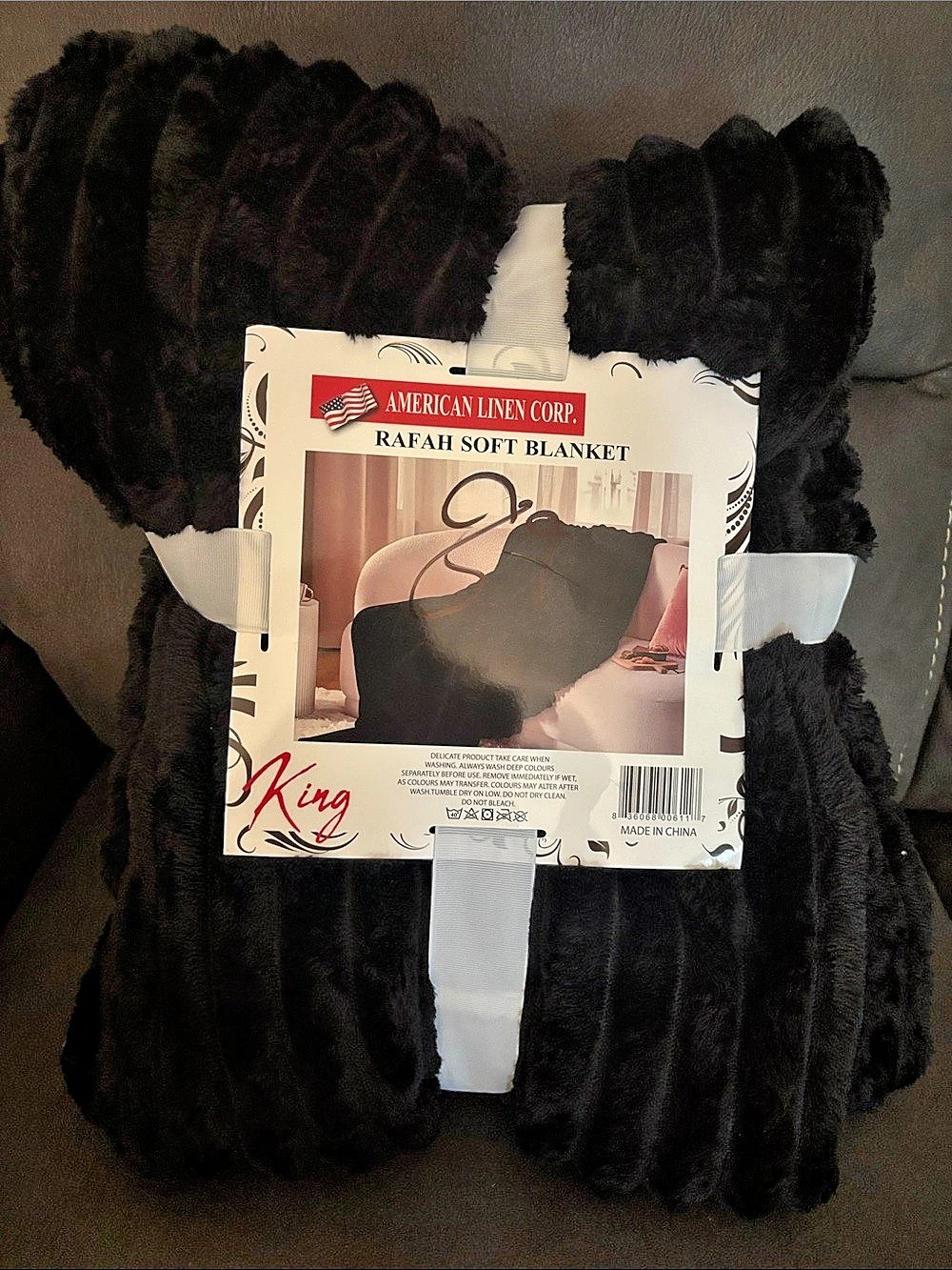 King Size American Linen Corp. Rafah Soft Blanket. Black NWT